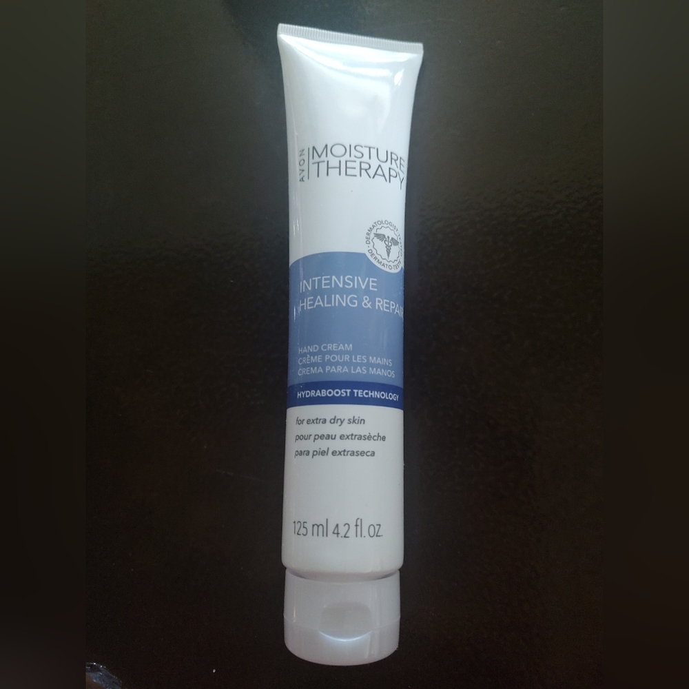 New Avon Moisture Therapy Intensive Healing & Repair Hand Cream Lotion 4.2